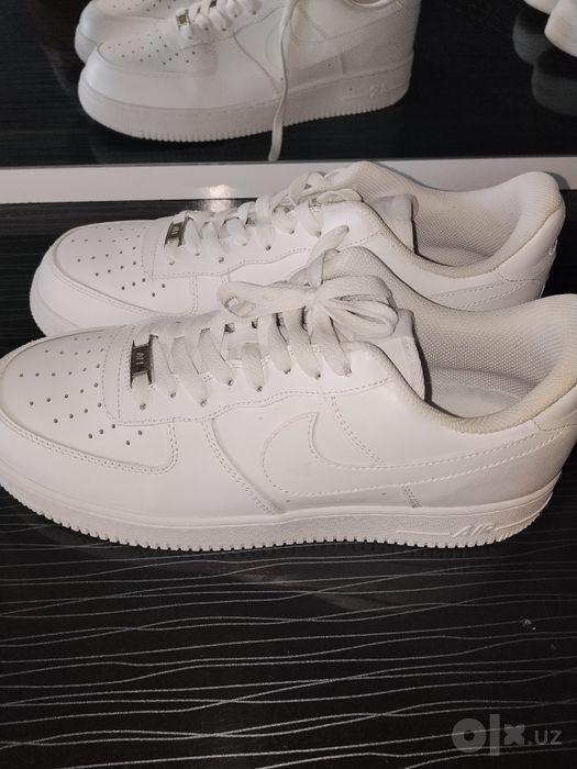 Белые Кроссовки Nike Air Force 1