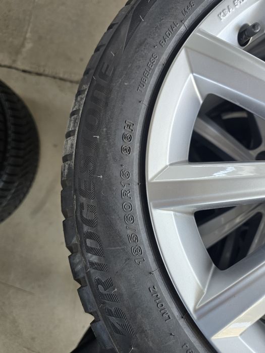 4 Броя НОВИ 185/60/16 Bridgestone