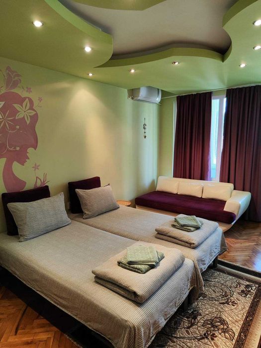 Дава се под наем Двустаен апартамент в Бургас, Лазур - 64 кв.м за 450 € - Снимка #7