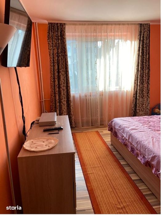 Apartament cu 2 camere decomandate - G. Enescu, zona Nordic