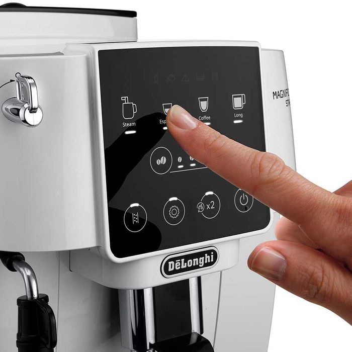Кофемашина DeLonghi ECAM 220.20.W в наличии объем резервуара 1.8 литра