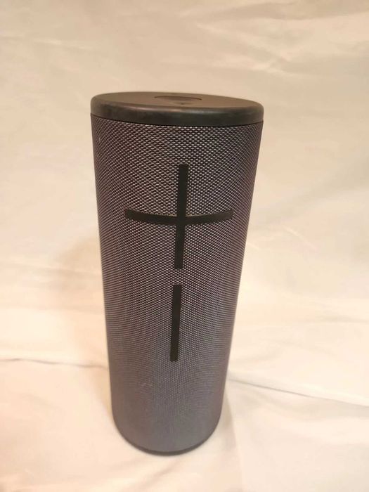 Продавам тонколонка Ultimate Ears MEGABOOM 3 – втора употреба, отлично състояние