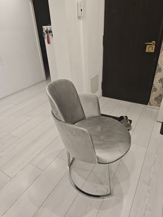 Set 4 scaune dining