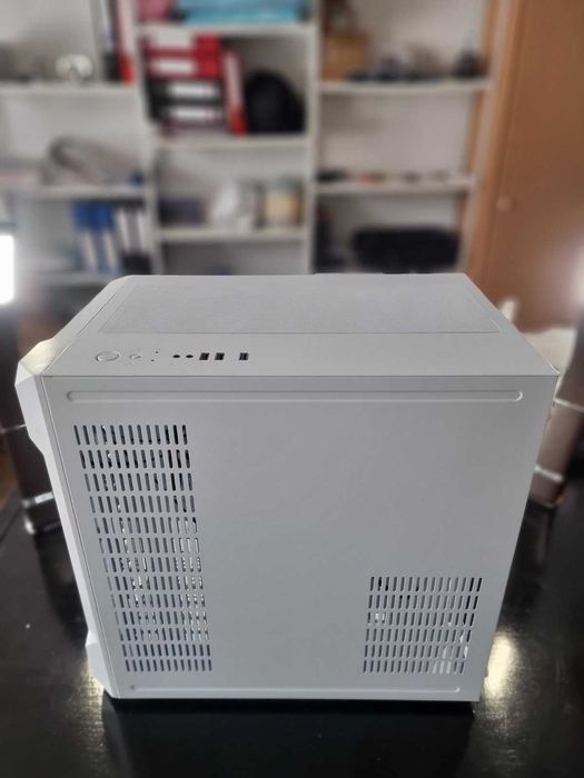 Full tower Компютърна кутия гр. София Студентски град • OLX.bg