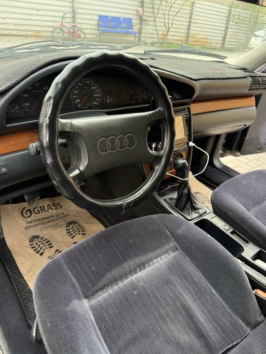 AUDI 100      1994года quatro