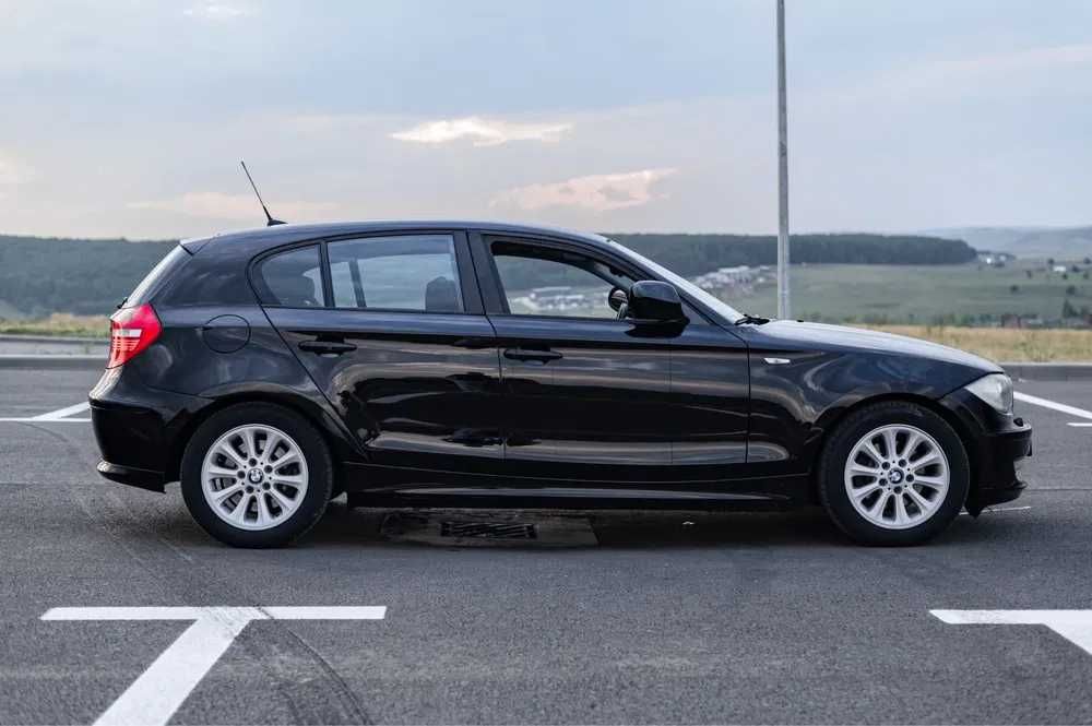 Vand sau Schimb BMW Seria 1 ( 2009 ) 2.0 Diesel, 143 CP,  187.000 KM r