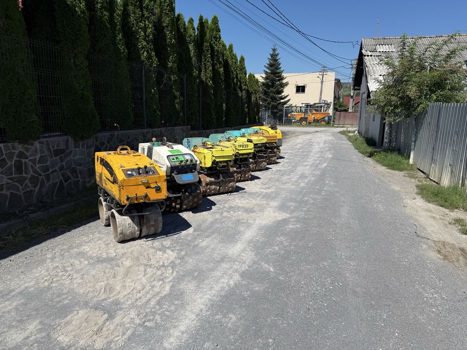 De vanzare sau da inchiriat vibrocompactor cu  picior de oaie