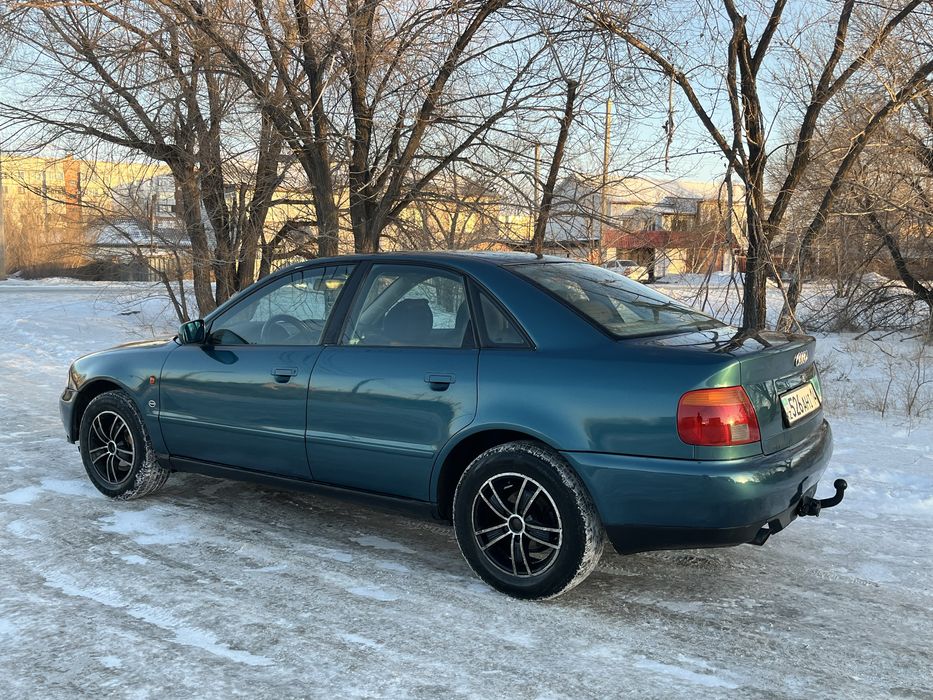 Audi a4 b5 1.8 торг есть