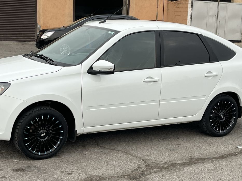 Продам диски в отличном состояние