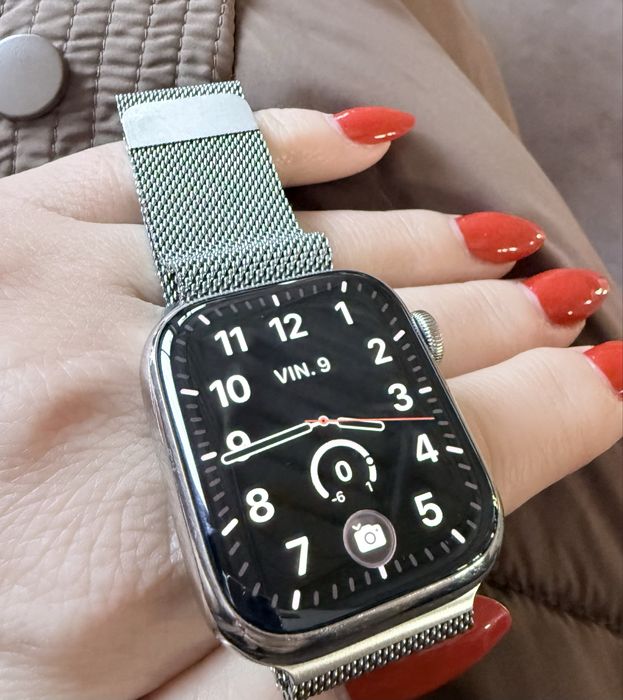 Apple watch seria 8 titan