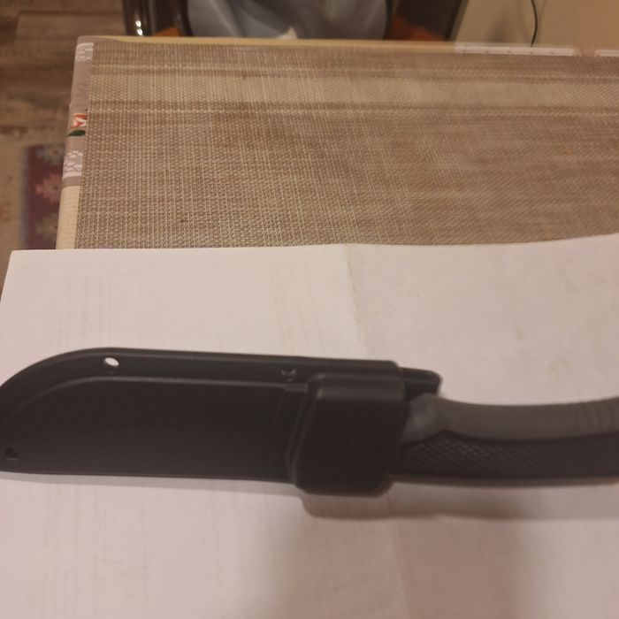 Cuțite tactice lama 10 cm Boker, cel negru cu teaca