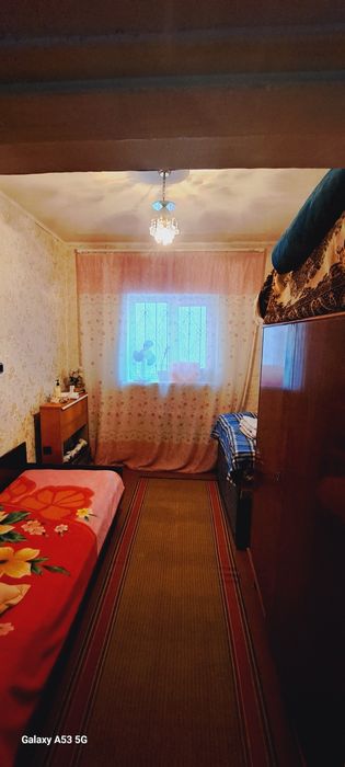 Продаётся дом в центре.