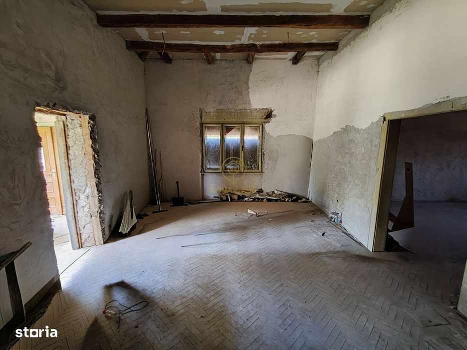 De vanzare Cladire Ultracentrala in Tautii Magheraus