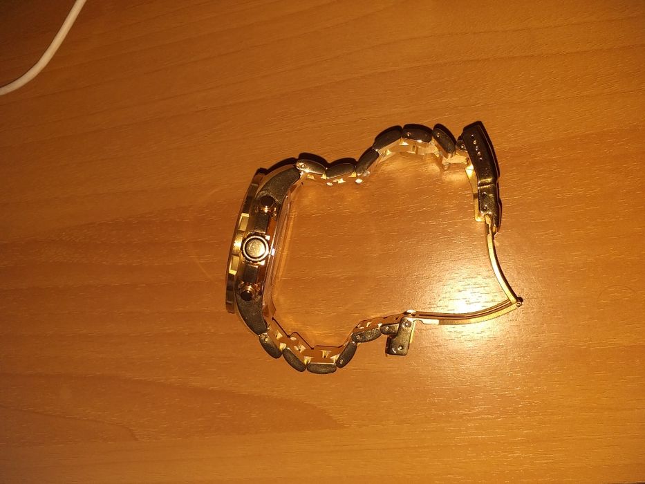 Ceas Invicta barbatesc