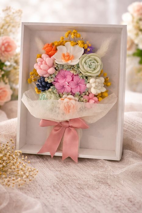 Букети от соев восък