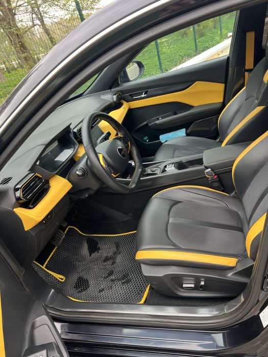 Срочна Сотилади Спорт кар