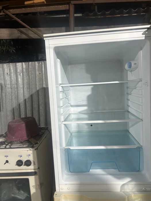 Холодильник Midea