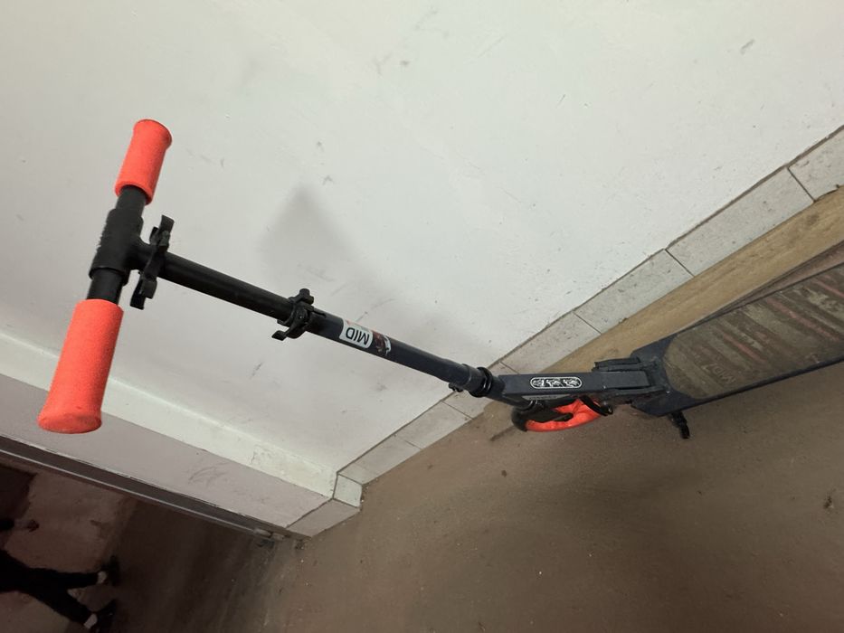 Тротинетка MID 7, с опорна стойка,  ТЪМНОСИНЬО/ОРАНЖЕВО - 60 лв.