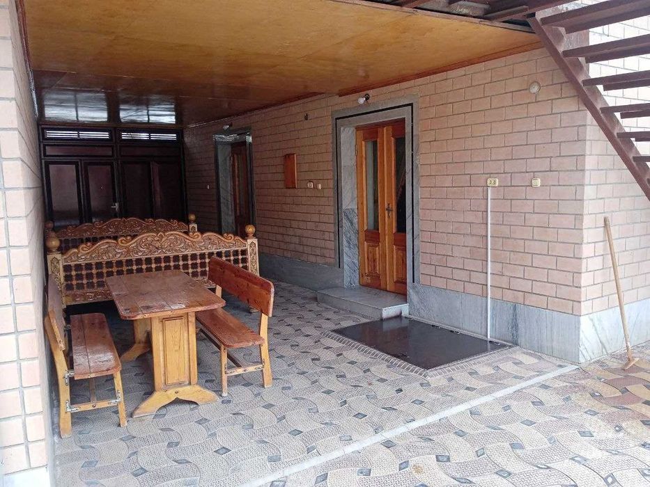 Срочно продаётся дом на земле в Самарканде