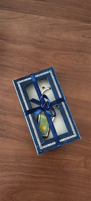 Продам брелок для ключей