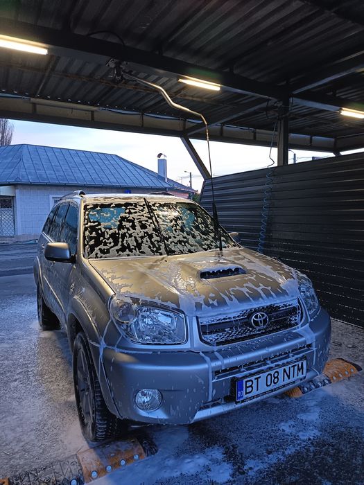 Toyota RAV4 2.0 diesel 116 cp