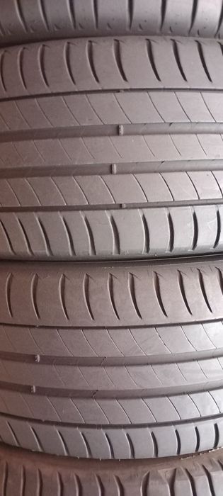2 anvelope 205/55r16 vară marca Michelin preț 140 lei bucata