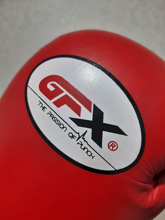 Бокс перчатка оригинал