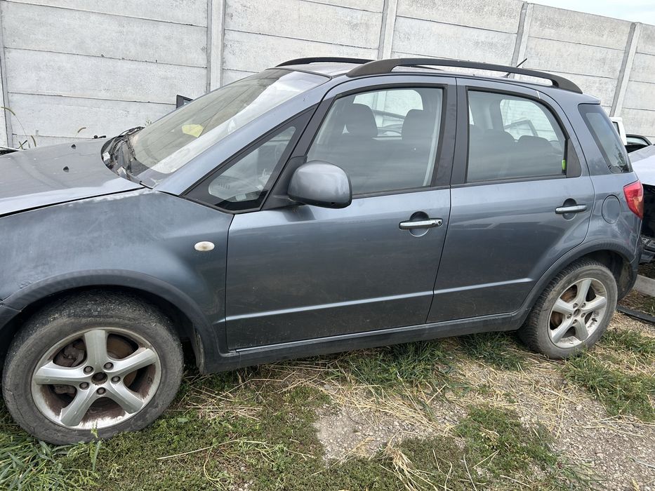 Vand bara spate Suzuki SX4 completa 2006-2010