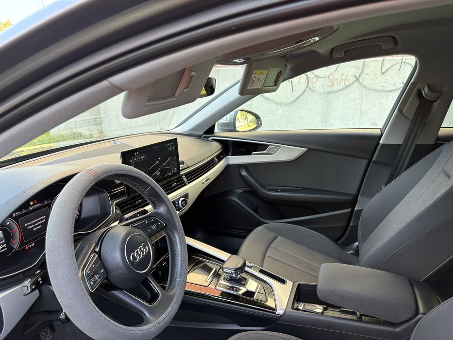 Audi A4 2.0TDI S-Line Matrix Фейслифт