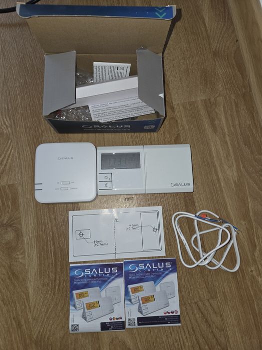Termostat wireless Salus 091FLRFv2