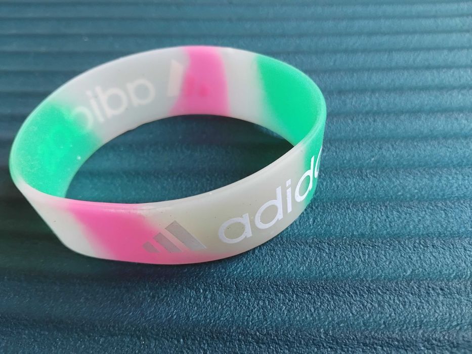 Adidas спортна гривна
