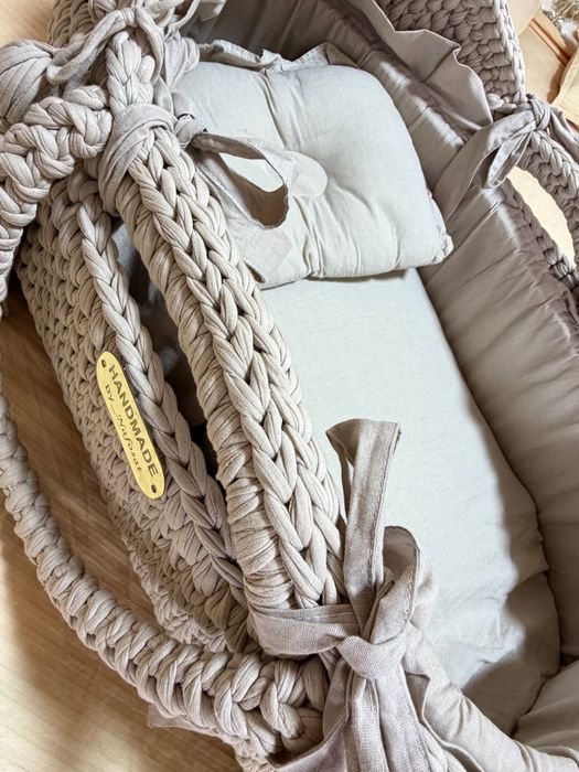 Корзина для новорожденных (ручная работа)