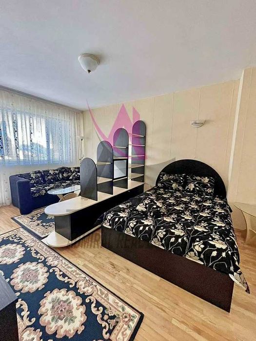 Дава се под наем Тристаен апартамент в Варна, Червен площад - 66 кв.м за 614 € - Снимка #2