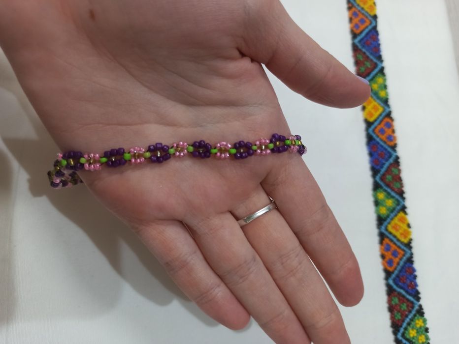 Продаю 2 чекера из бисера