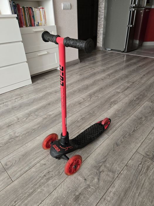Продам детский самокат