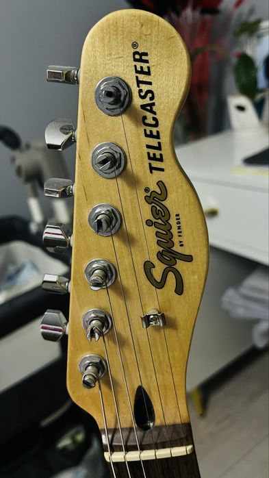 Электрогитара Squier