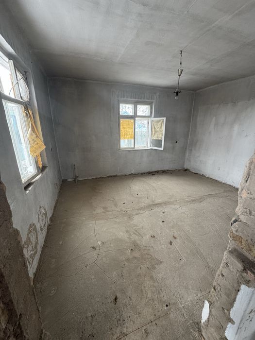 Обменяю дом  на машину