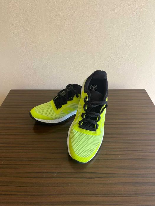 Нови маратонки номер 40