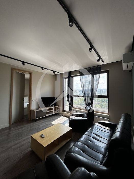 Дава се под наем Тристаен апартамент в София, Младост 4 - 120 кв.м за 1000 € - Снимка #3