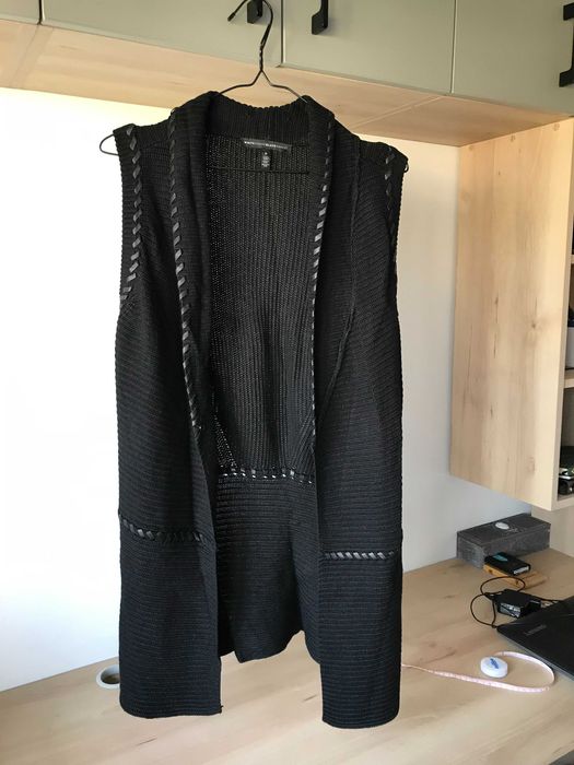 Vestă lungă cu inserții Vestă neagră pentru damă (cardigan)