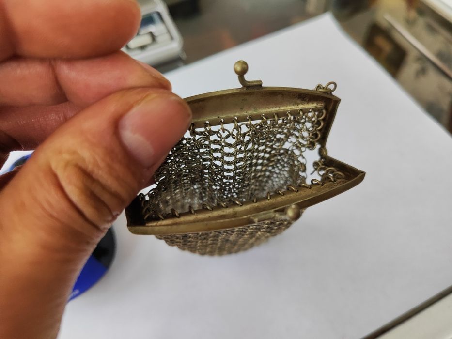 Старо плетено метално портмоне