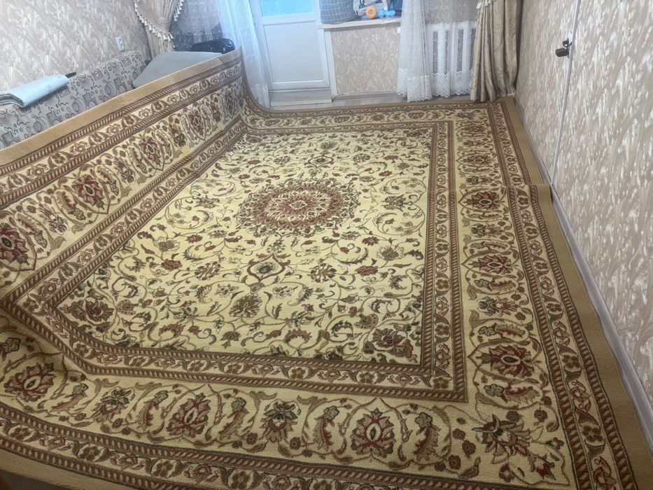 Продам ковер 3на 4 после химчистки