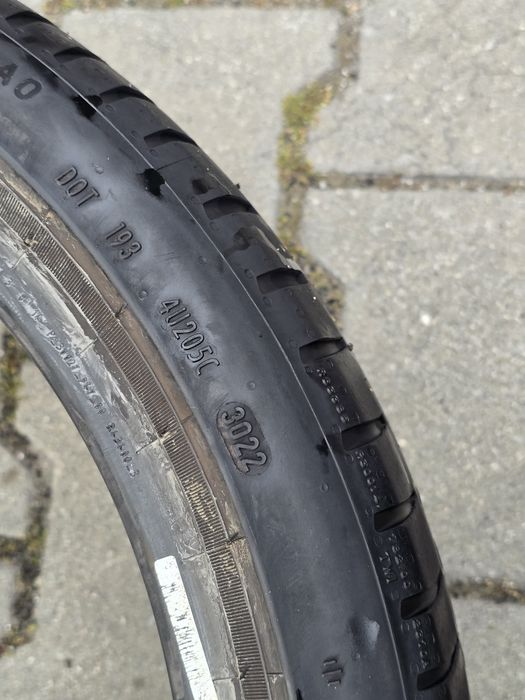 225 40 18 Pirelli
