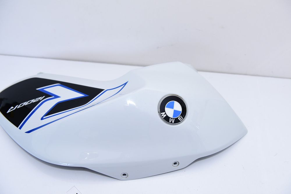 Carena rezervor partea stanga BMW R1200r R1250R K53 K54