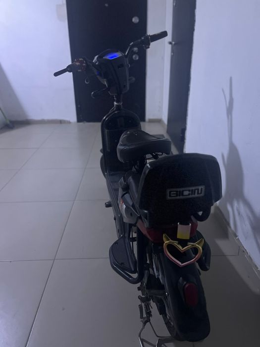 Хороший скутер не подводит