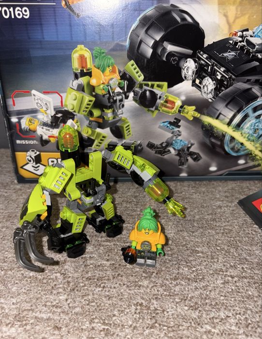 Lego Ultra Agents 70169 (ninjago tox)