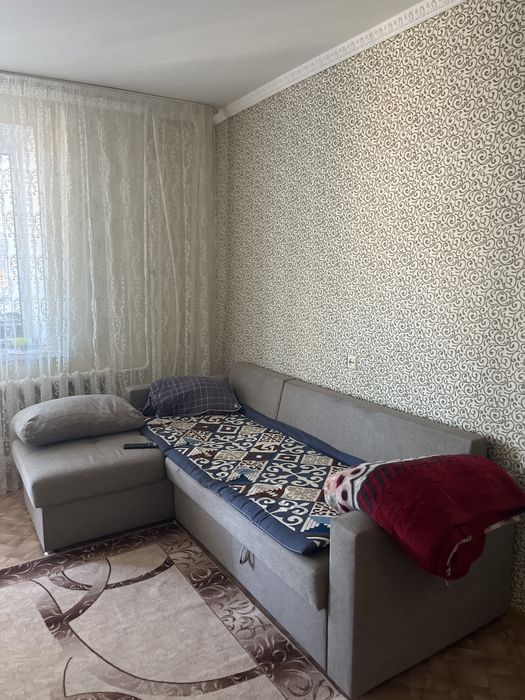 Диван бу в хорошеем состоянии