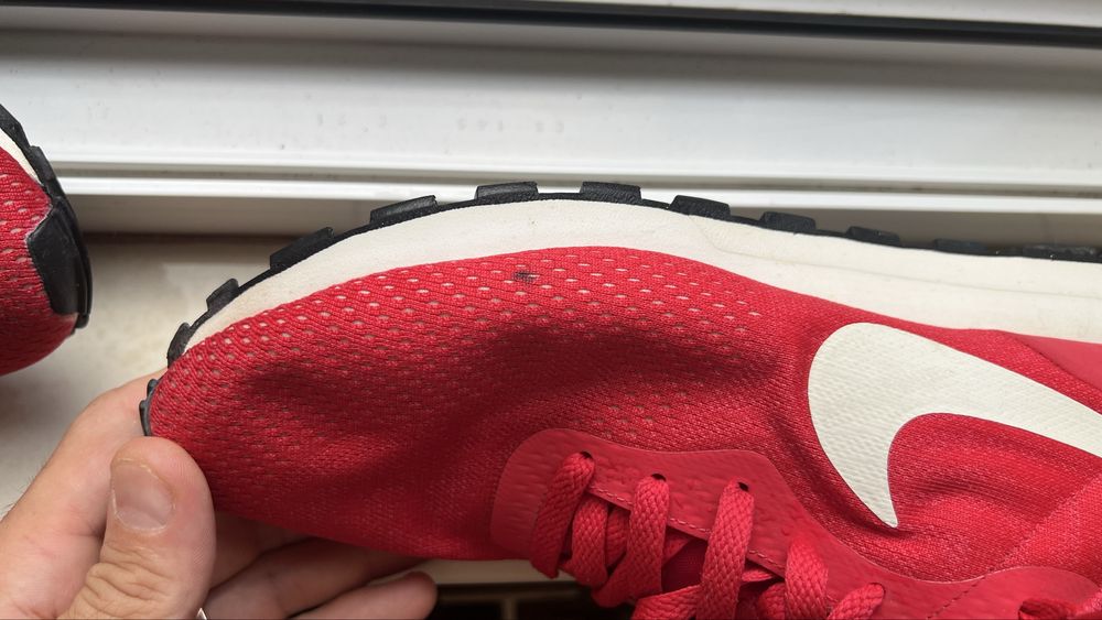 Adidasi Nike woman