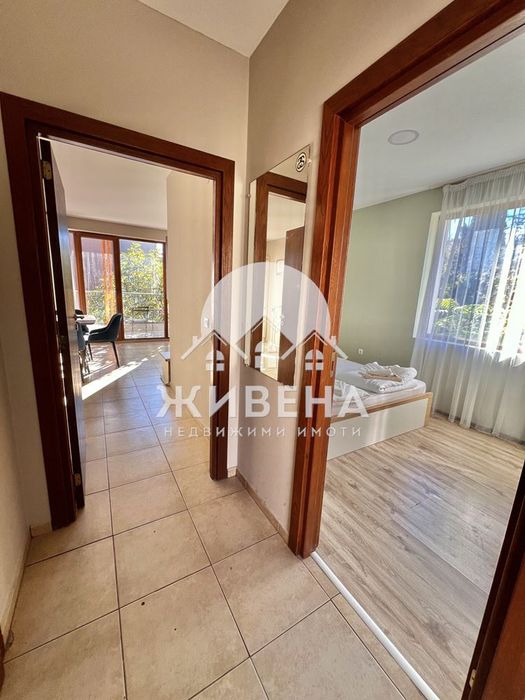 Дава се под наем Двустаен апартамент в к.к. Св.Св. Константин и Елена - 65 кв.м за 797.64 € - Снимка #3