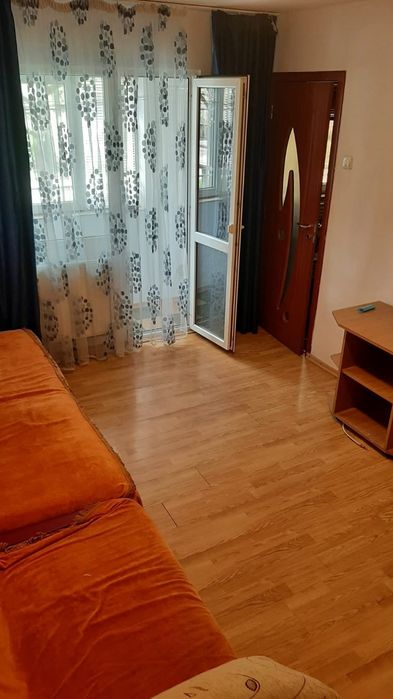 Închiriez Garsoniera confort 1 Giurgiu str.Decebal